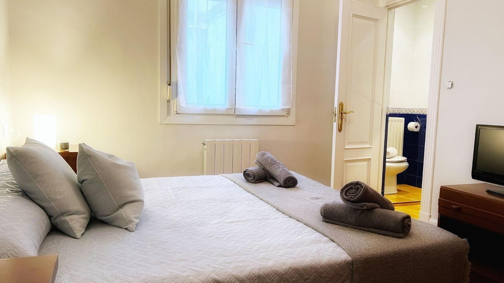 Centrica Y Amplia Vivienda Turistica Con Wifi Appartement *